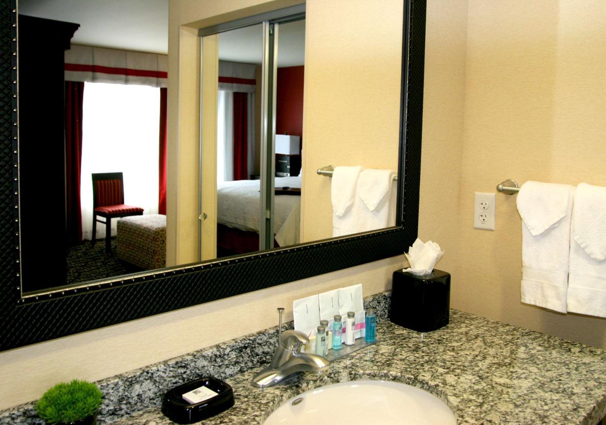 Hampton Inn & Suites Salt Lake City-University/Foothill Drive Bagian luar foto